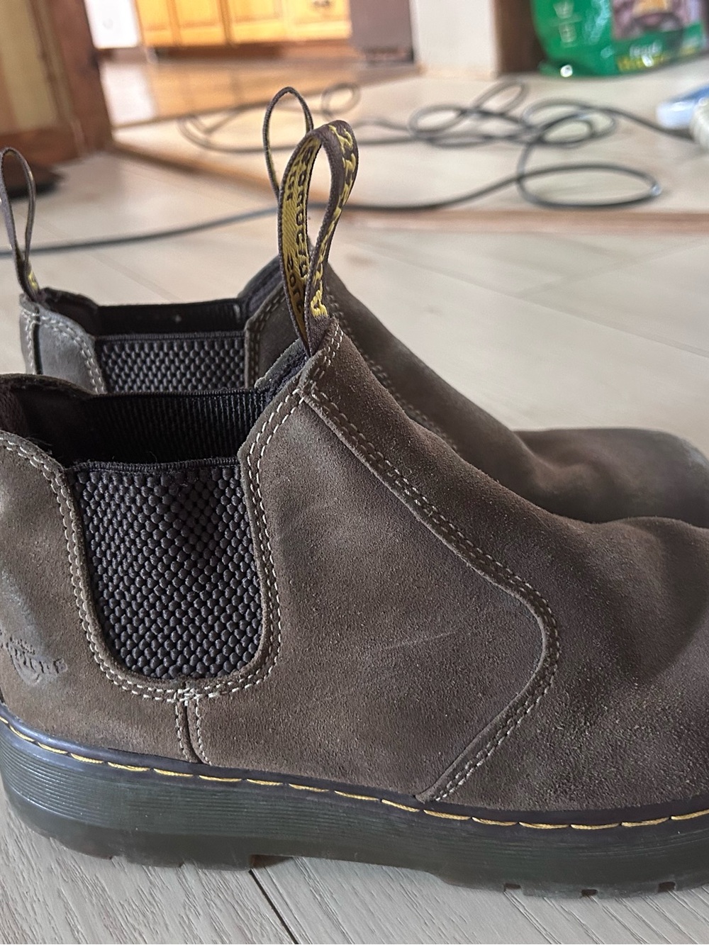 Dr. Martens Men’s Brown Suede Chukka Chelsea Boots